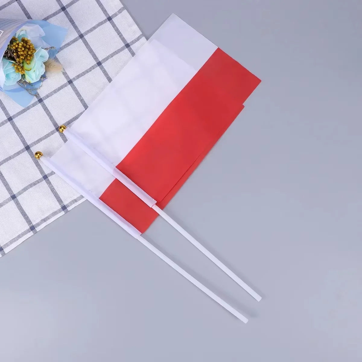 Oscam Lines Poland Flag - 14x21cm White & Red European Polish Flag