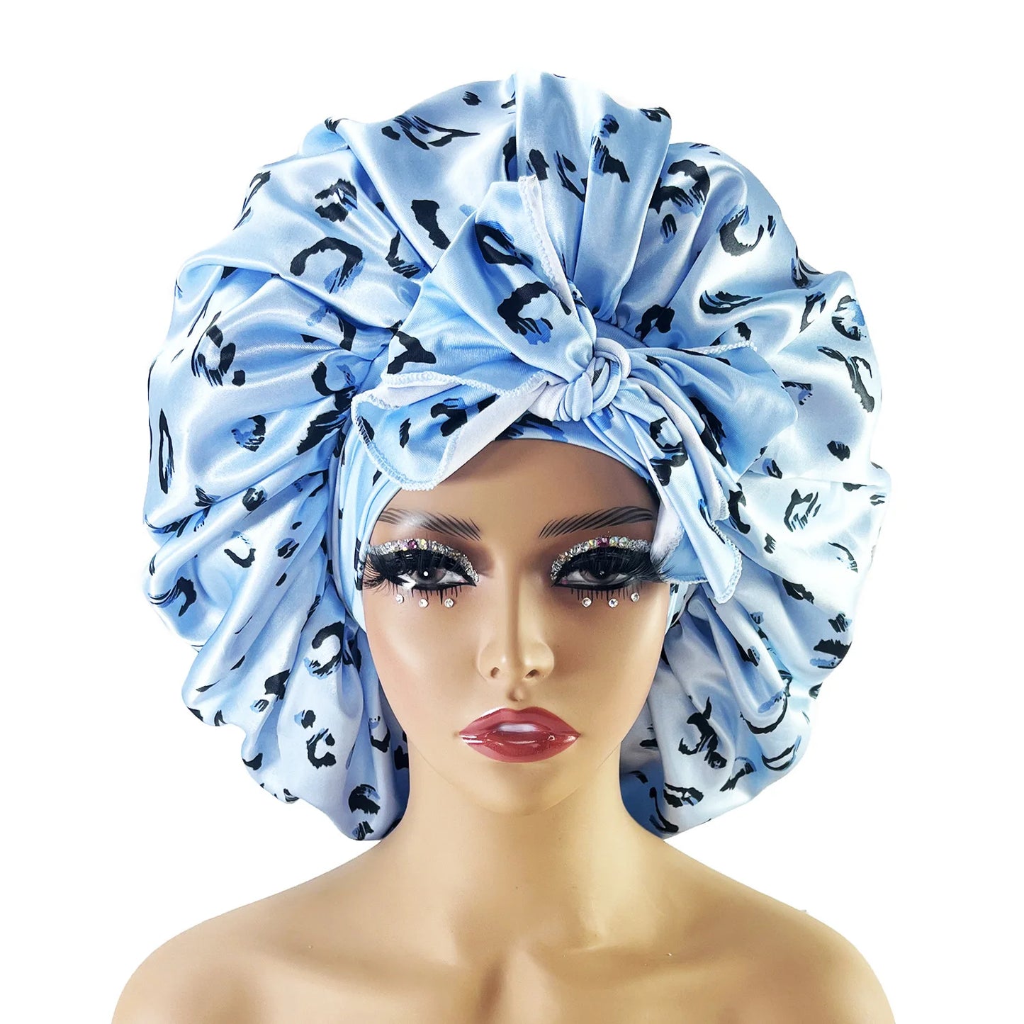Ladies Knot Scarf Flat Cap – Printed Short Brim Casual Hat for Couples, All-Season Travel Wear