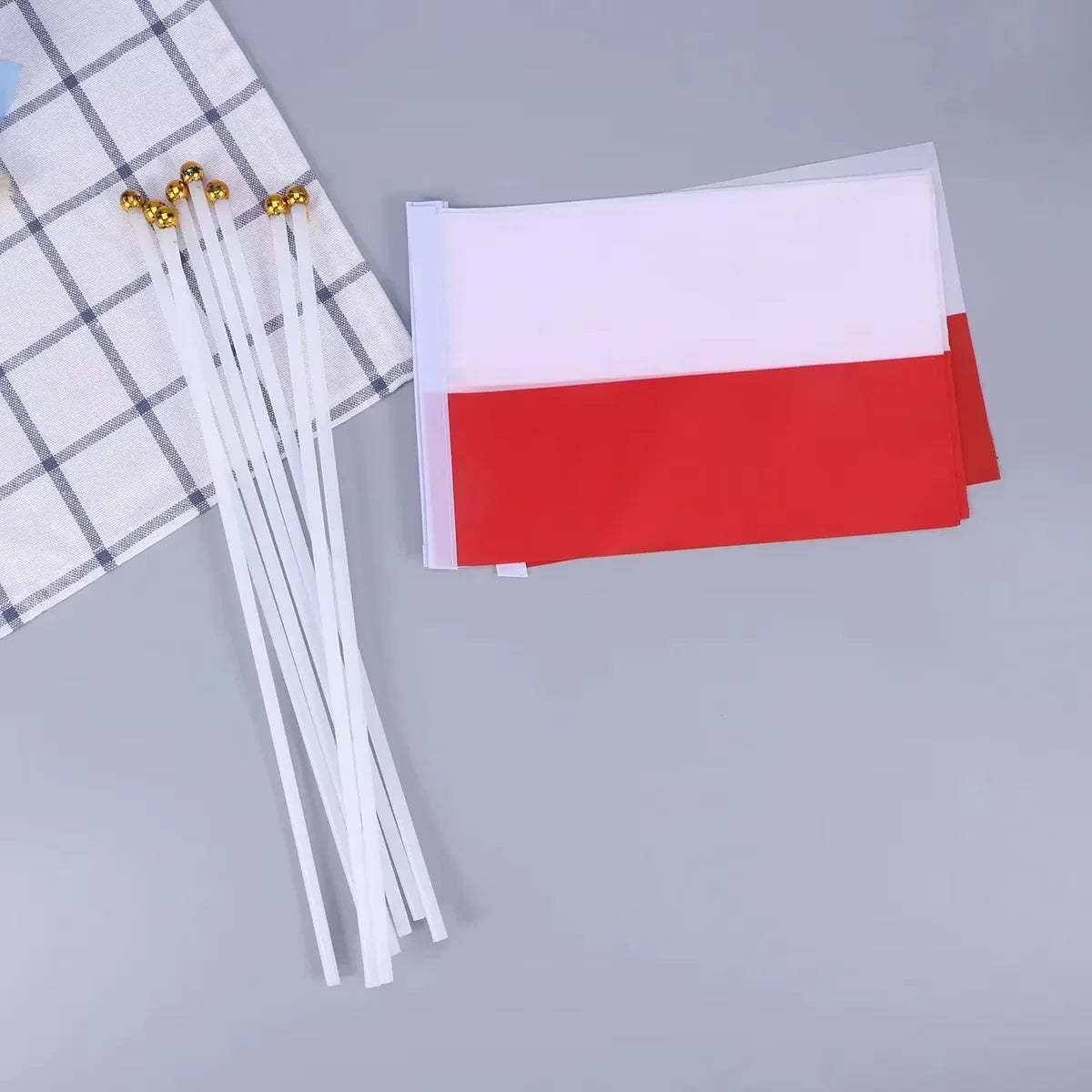 Oscam Lines Poland Flag - 14x21cm White & Red European Polish Flag