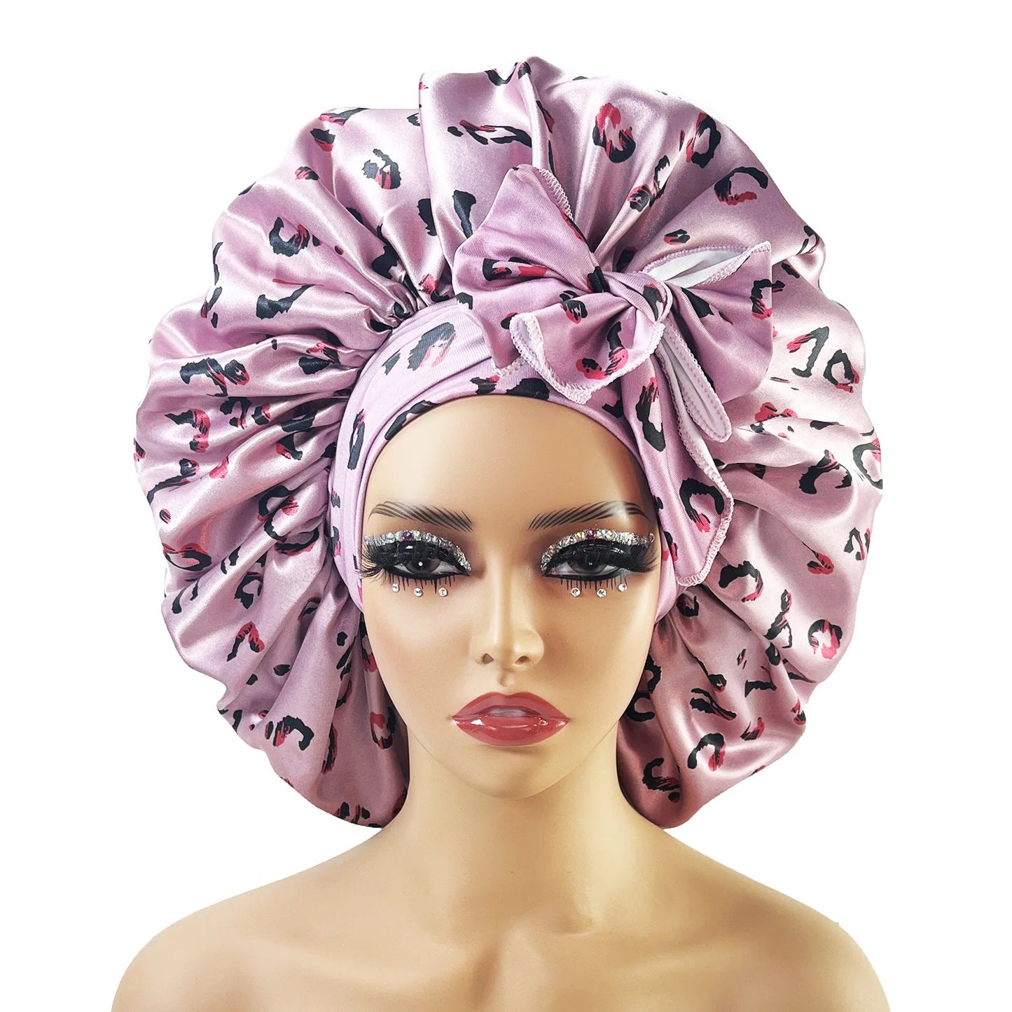 Ladies Knot Scarf Flat Cap – Printed Short Brim Casual Hat for Couples, All-Season Travel Wear