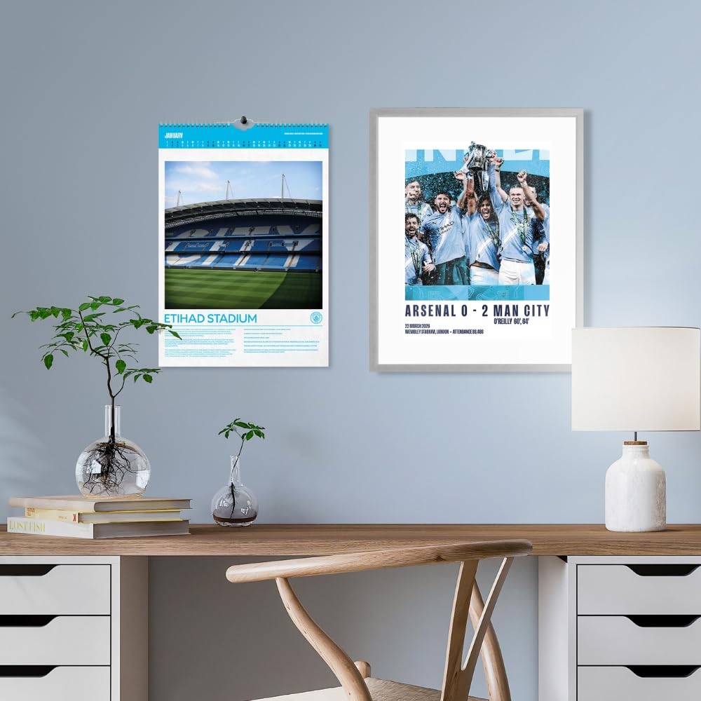 Manchester City FC Deluxe Calendar 2027